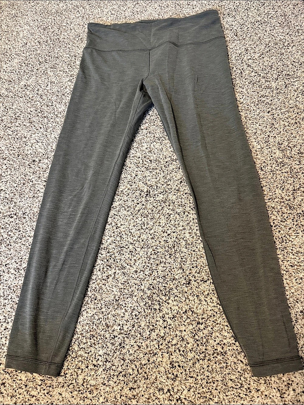 Athleta Ultra High Rise Elation 7/8 Tight Green/Grey Large